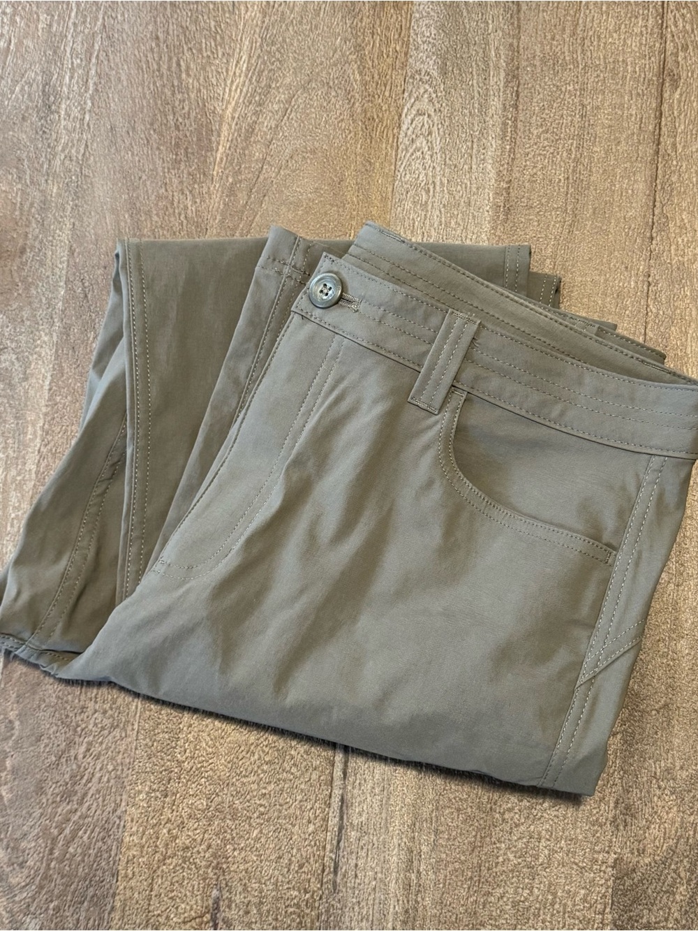 Eddie Bauer Women’s First Ascent Hiking Pants Green Size 14